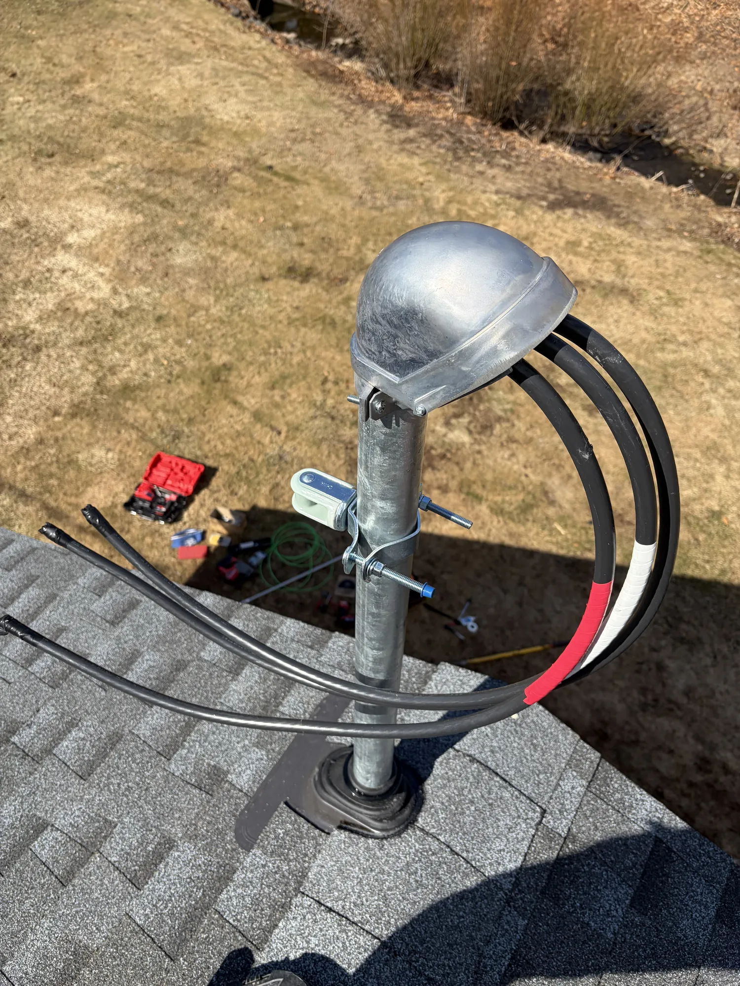 200-Amp Meter Main Electrical Service Installation detail 1
